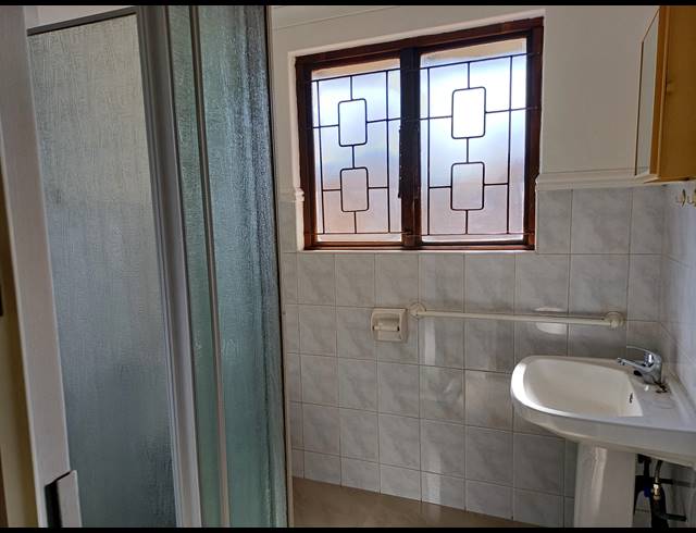 3 BEDROOM SIMPLEX TO LET IN MALVERN